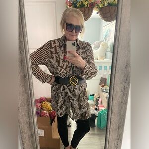 ✨Geometric Patterned Size Large Sheer Long Blouse w/ Fashion Stretch Belt✨NWT